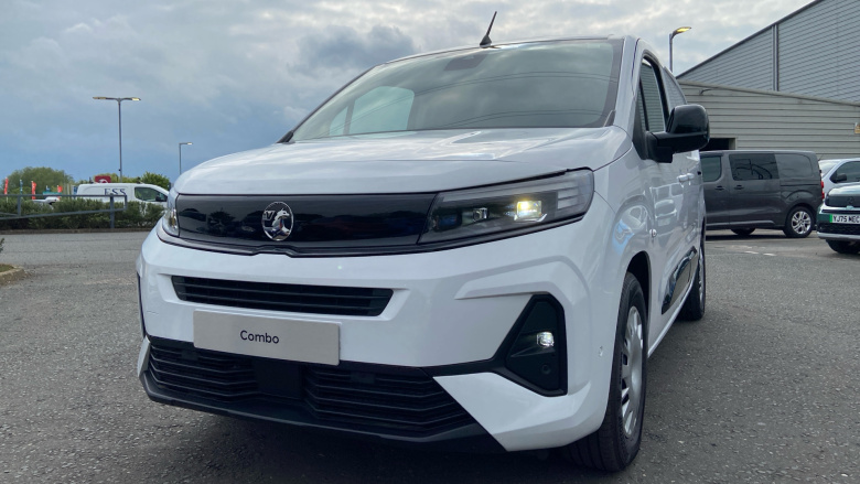 Vauxhall Combo Cargo Combo Xl Electric 100kW Pro 52kWh H1 Van Auto